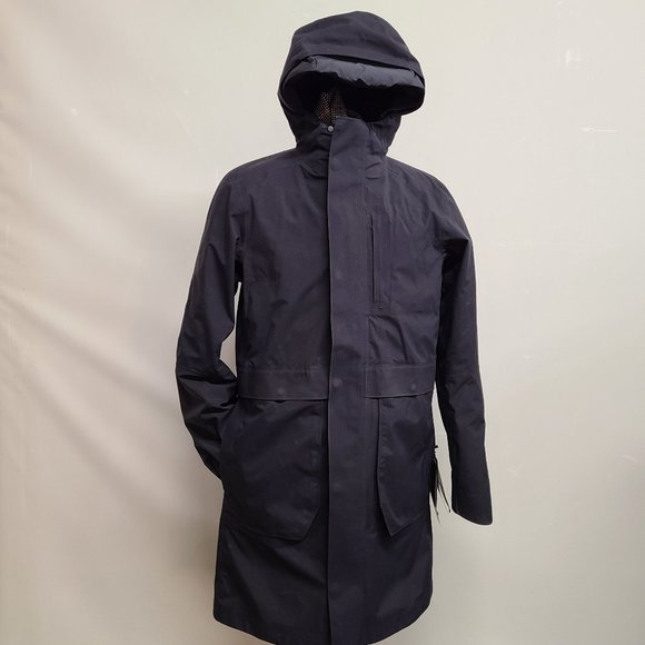 SOLD Mens Lululemon 3 in 1 Coat Size M - Picture 1 of 12